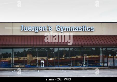 Humble, Texas USA 11-20-2019: Juergen`s Gymnastikgebäude in Humble, TX. Gegründet 1986 von Jürgen Achtermann. Stockfoto